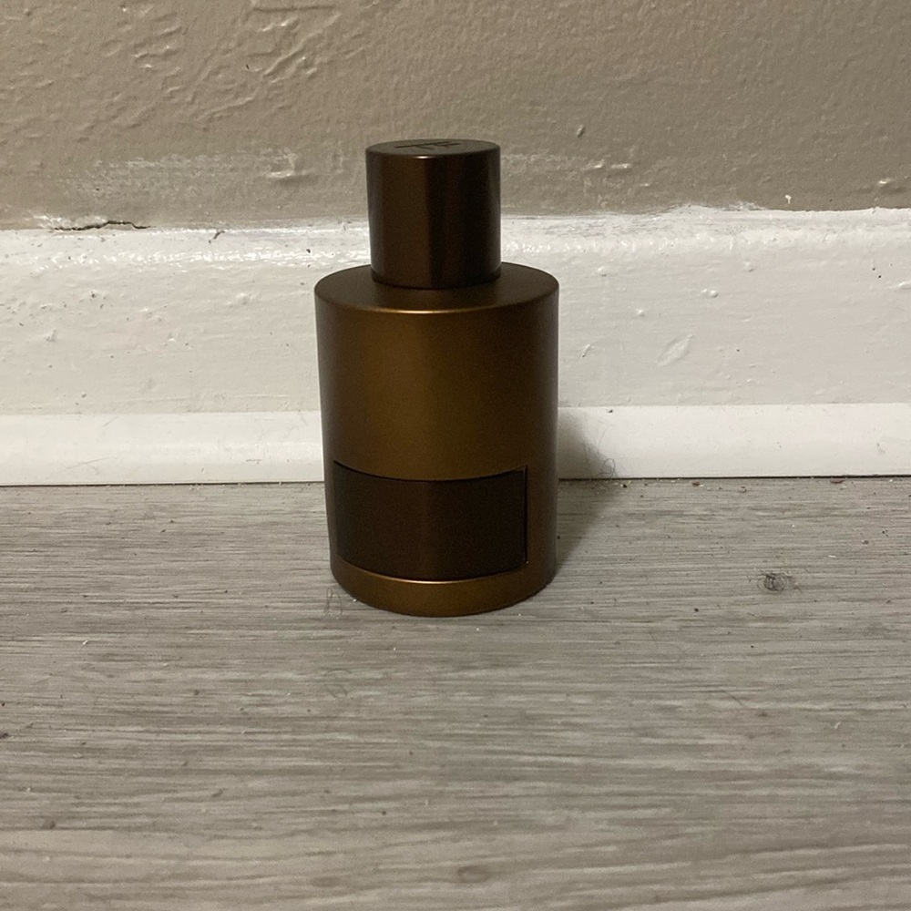 Tom Ford oud Minérale eau de Parfum